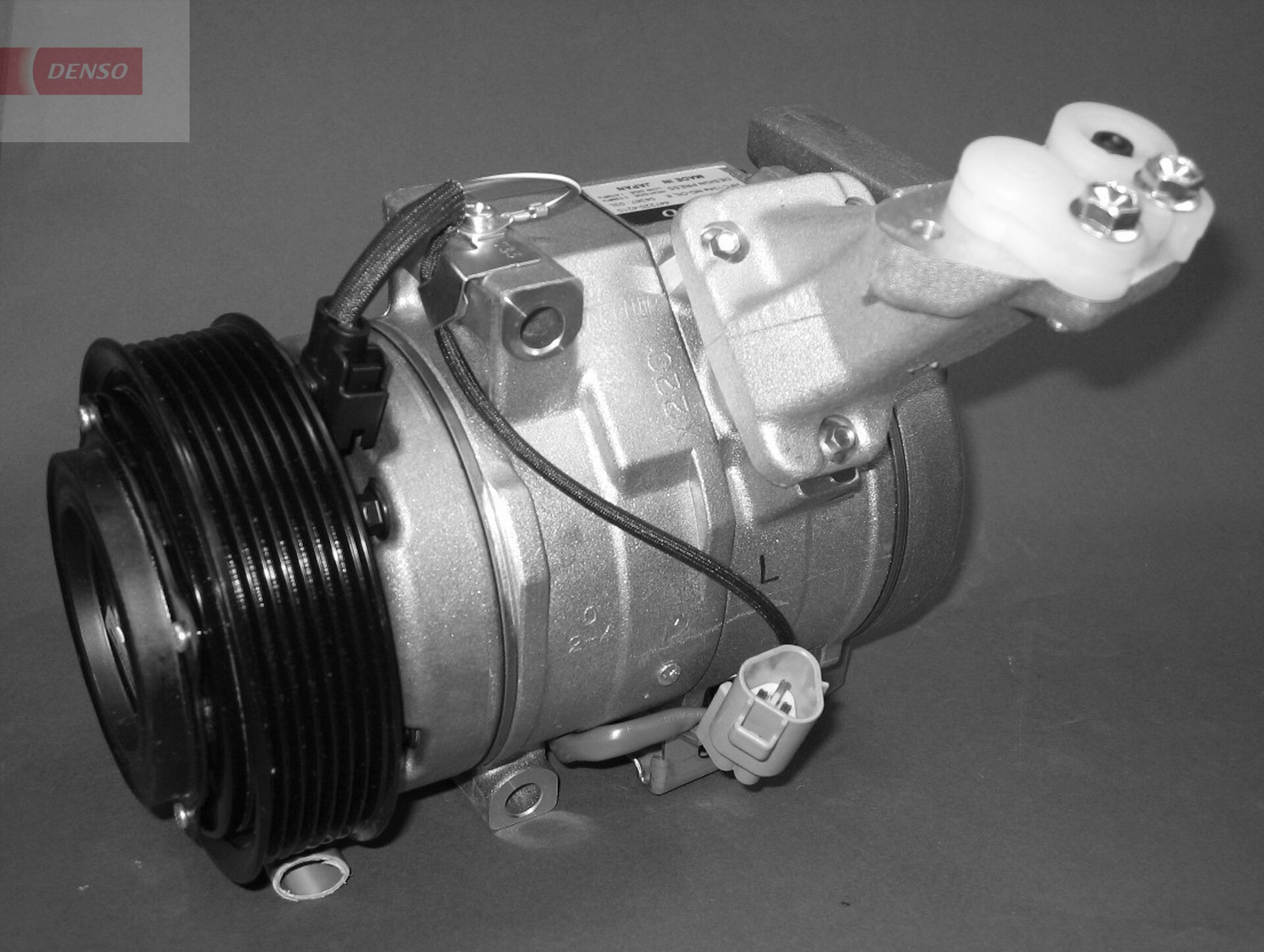 DENSO DCP50224 Compressor, air conditioning for TOYOTA